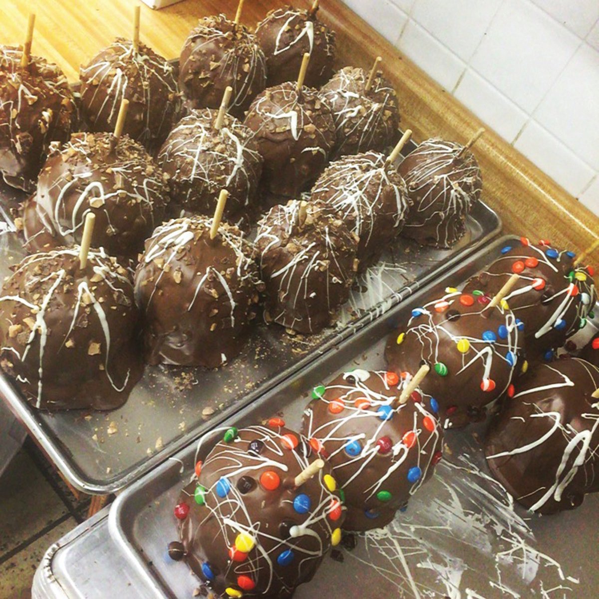 CANDYLAND: Appleland makes and sells fresh apple cider donuts and apple dumplings, gourmet chocolate covered candy apples and more. They will be bringing their tasty treats to this year’s Johnston Apple Festival.